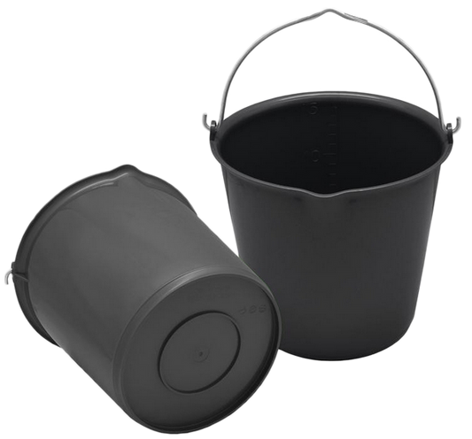 RobustPro Eimer 15 L mit Ausguss – Schlagfest und Praktisch für Tierhaltung